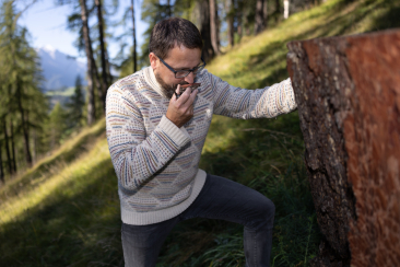 Story Curdin Tones, Dominik Täuber