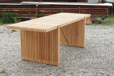 Outdoor Tisch 01, Curdin Müller