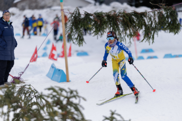Kindercross beim Passlung in Scuol.