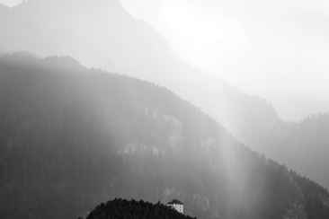 Das Schloss Tarasp im Unterengadin. Bild: Dominik Täuber.