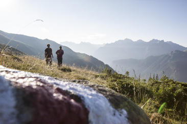 Wandern in der intakten Natur des Unterengadins.