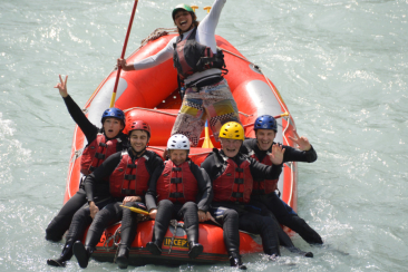 Familien Rafting auf dem Inn im Unterengadin.