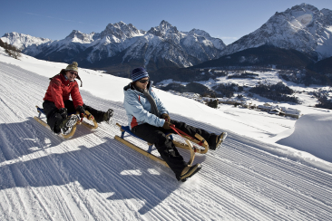 Schlitteln im Unterengadin